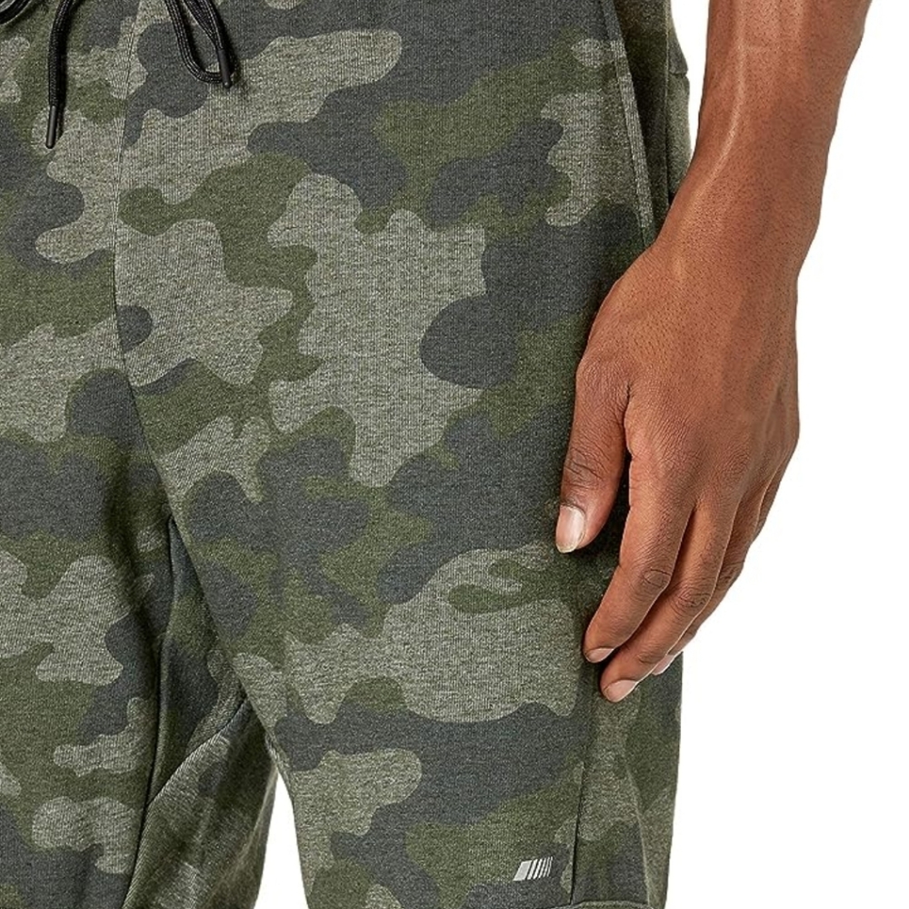 Amazon Essentials Fleece Active Shorts - Picture 4 of 15